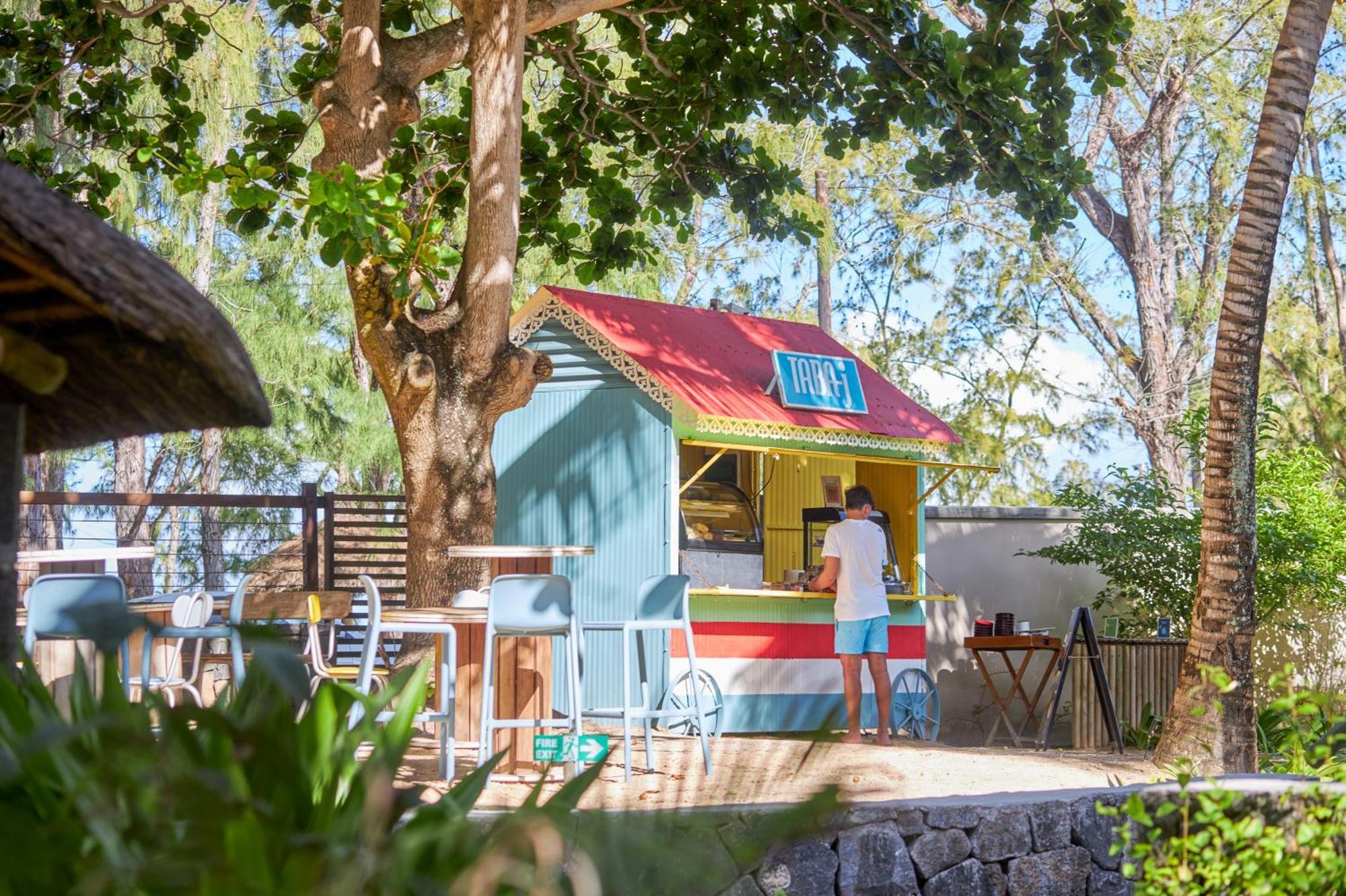 Sunrise Attitude (Adults Only) Hotel Belle Mare Exterior photo